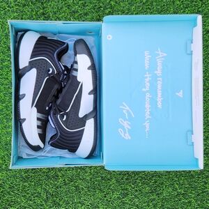 Adidas Trae Young Men's Basketball Shoes – Black/White, Size 9.5 (With Box)